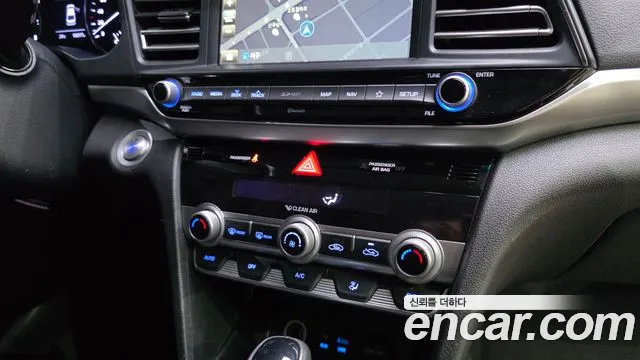 Hyundai Avante — фото 30