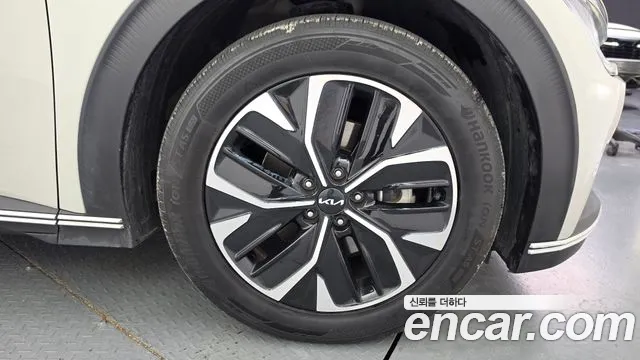 Kia EV6 — фото 4