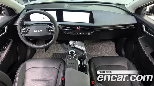 Kia EV6 — фото 6