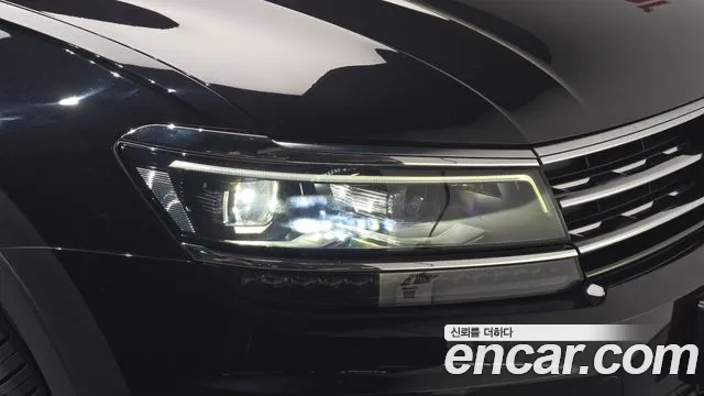Volkswagen Tiguan — фото 22