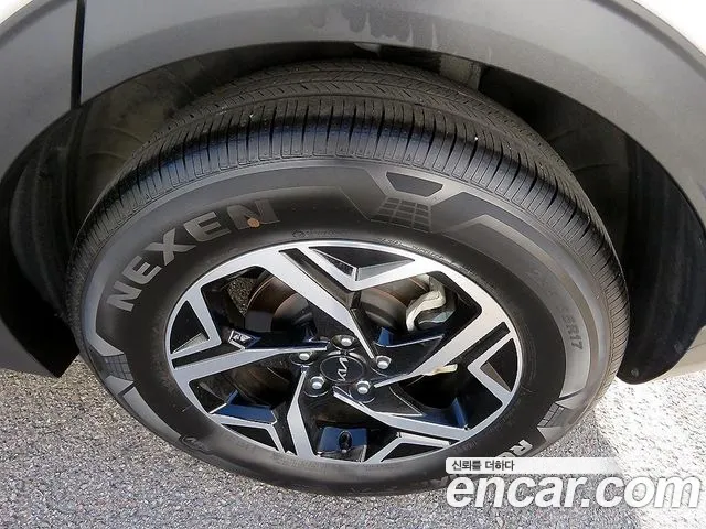 Kia Sportage — фото 20