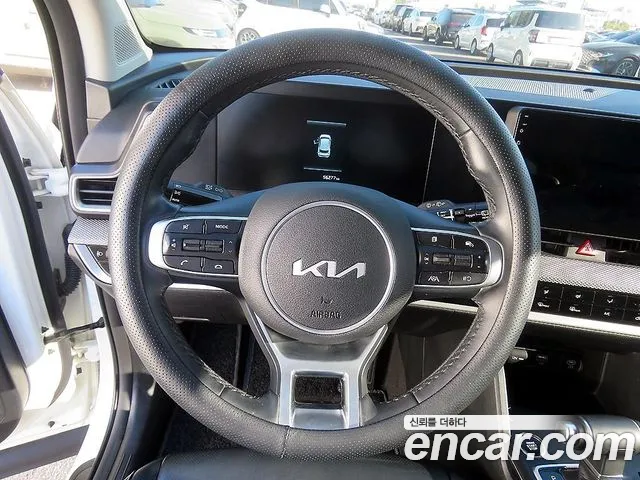 Kia Sportage — фото 9