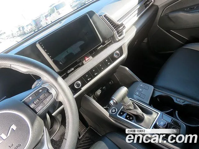 Kia Sportage — фото 10