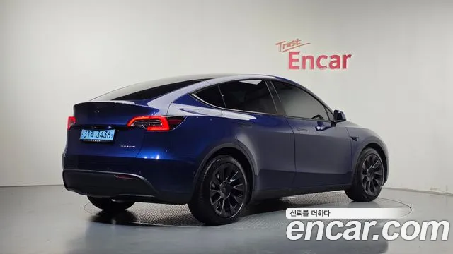Tesla Model Y — фото 2