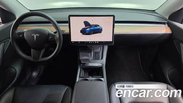 Tesla Model Y — фото 7