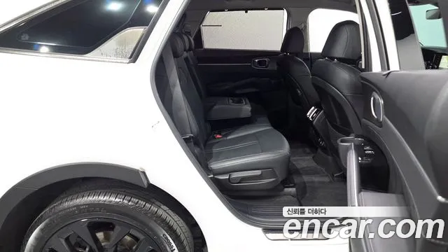 Kia Sorento — фото 11