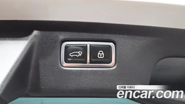 Kia Sorento — фото 17