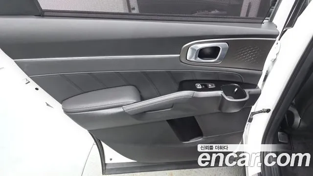 Kia Sorento — фото 25