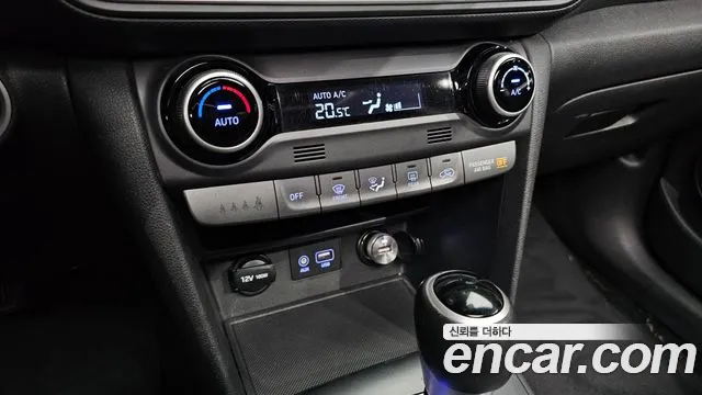 Hyundai Kona — фото 17