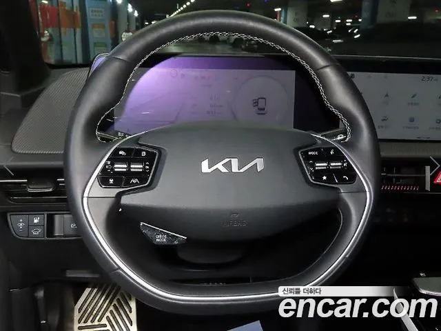 Kia EV6 — фото 10
