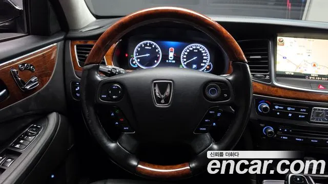 Hyundai Equus — фото 12