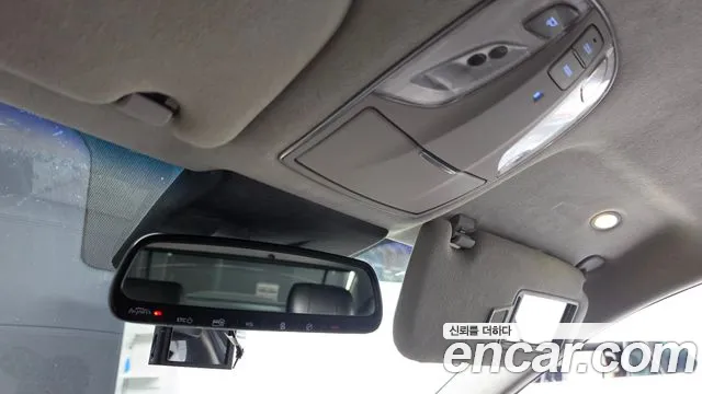 Hyundai Equus — фото 16