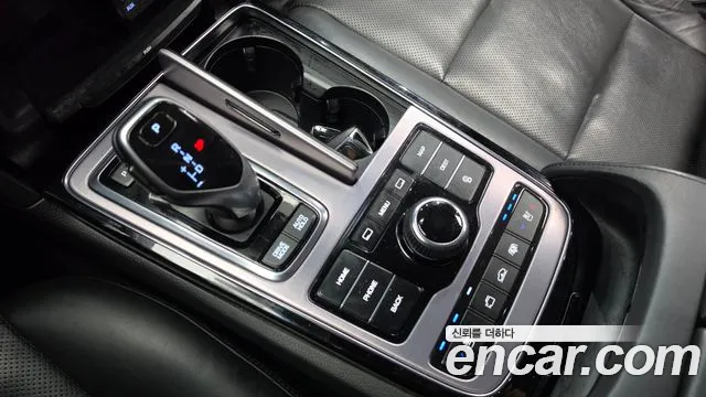Hyundai Equus — фото 9