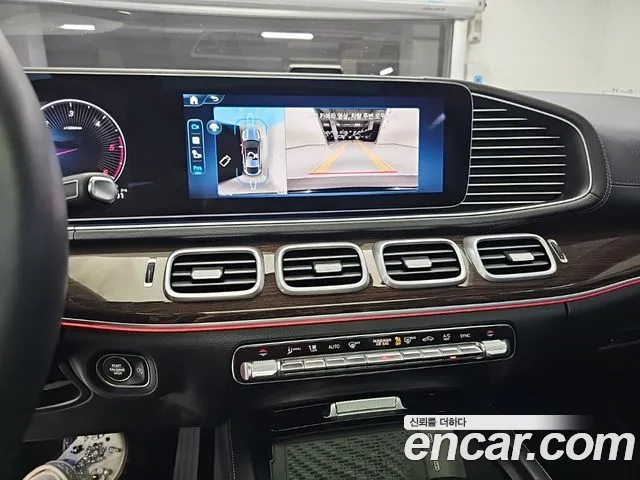 Mercedes-Benz GLE-Class — фото 10