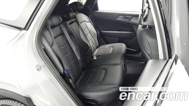 Kia Sportage — фото 10