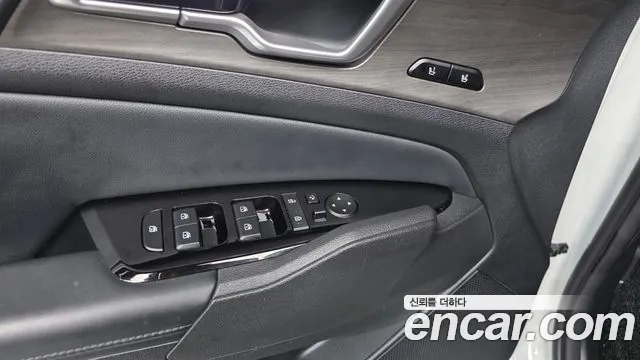 Kia Sportage — фото 11
