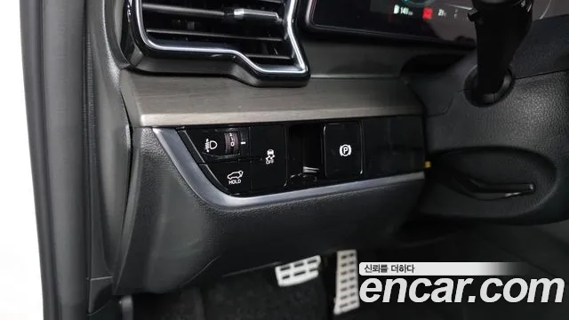Kia Sportage — фото 12