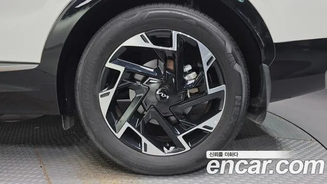 Kia Sportage — фото 5