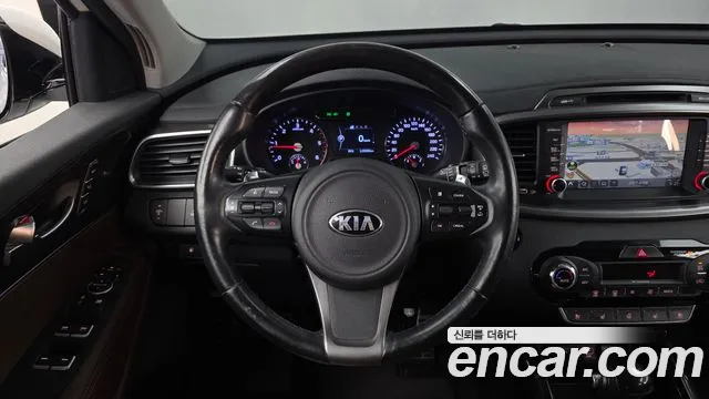 Kia Sorento — фото 13