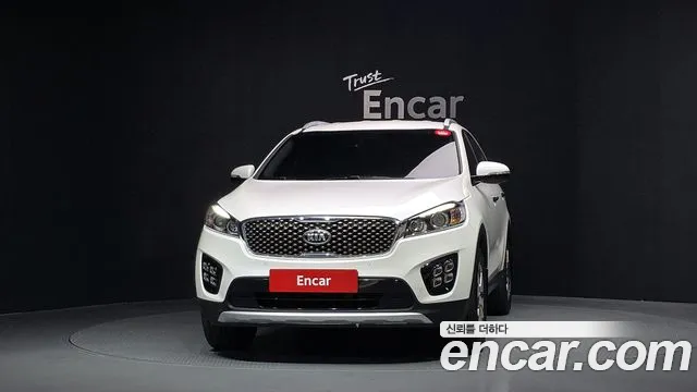 Kia Sorento — фото 3