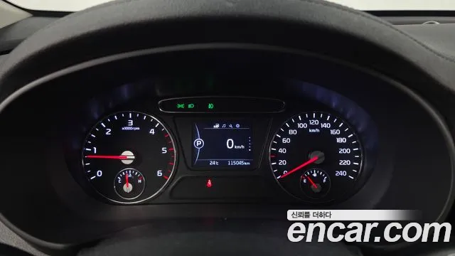 Kia Sorento — фото 8