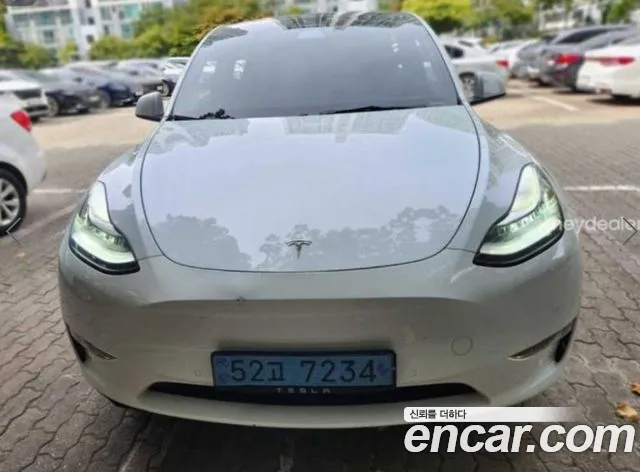 Tesla Model Y — фото 2