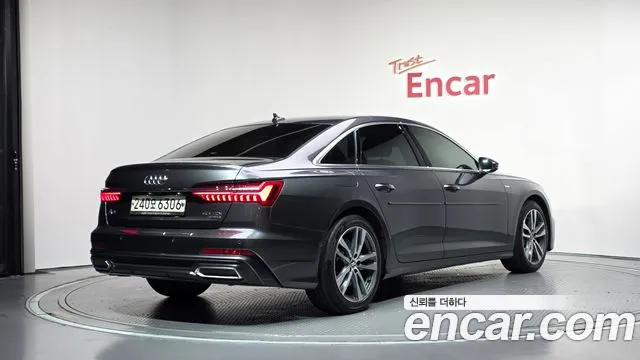 Audi A6 — фото 2