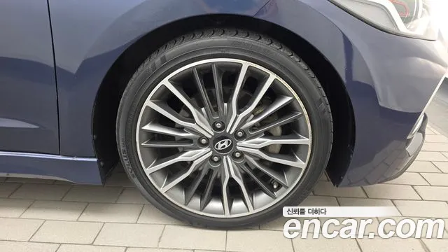 Hyundai Avante — фото 21