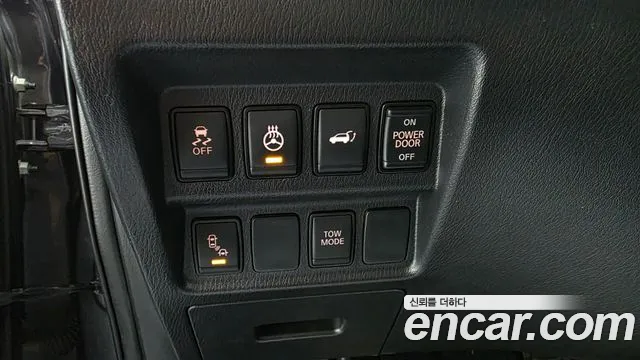 Nissan Pathfinder — фото 18