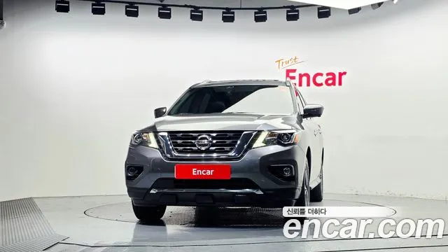 Nissan Pathfinder — фото 3