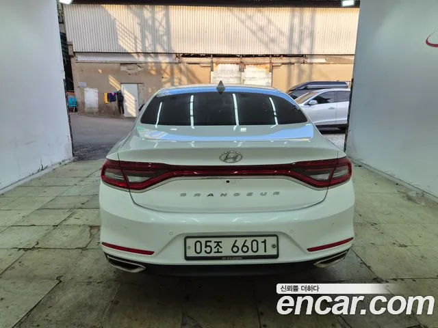Hyundai Grandeur — фото 16