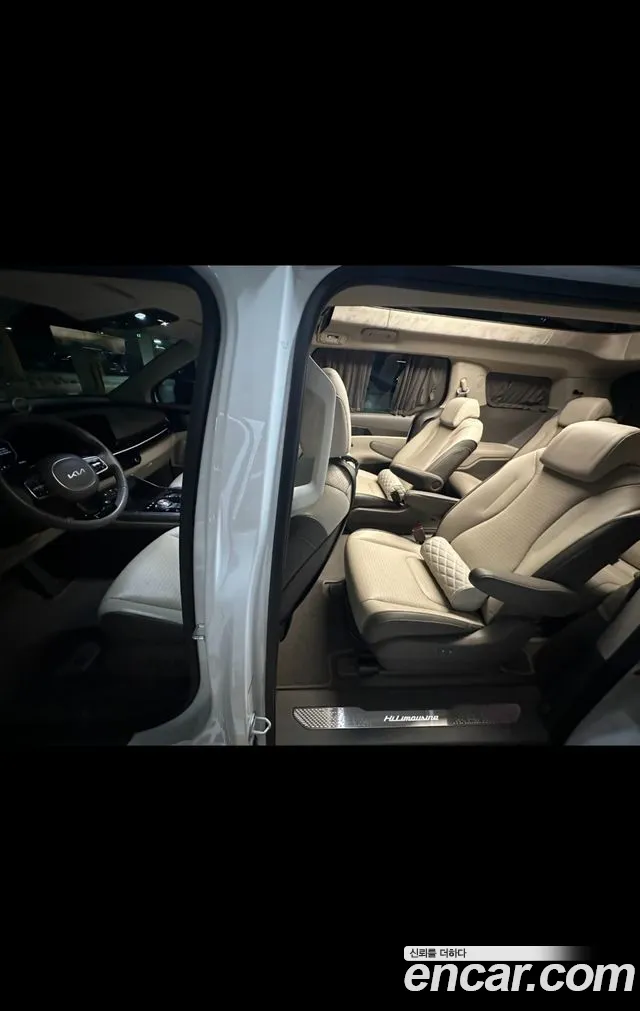 Kia Carnival — фото 12