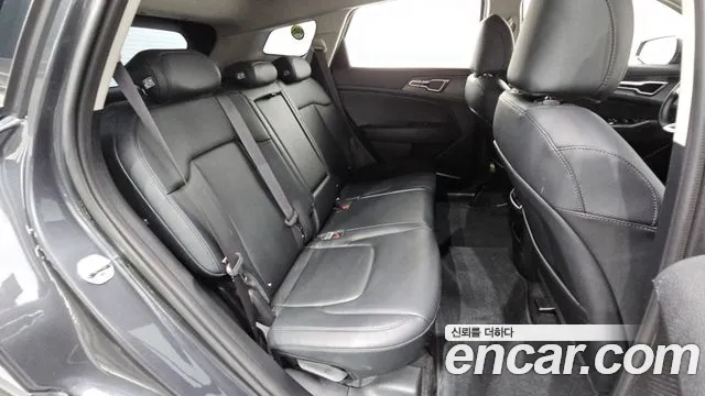 Kia Sportage — фото 11