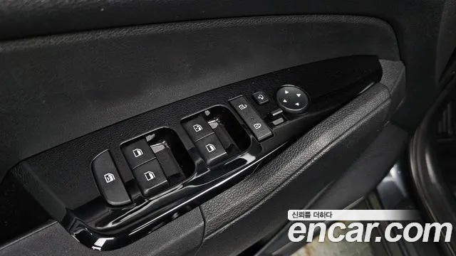 Kia Sportage — фото 17