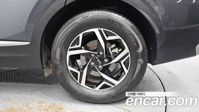Kia Sportage — фото 21