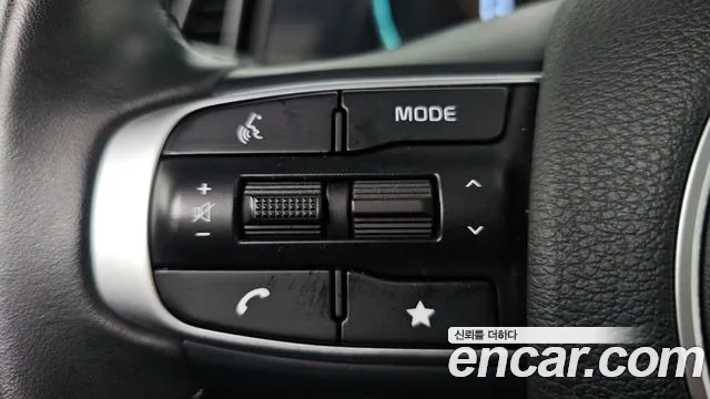 Kia Sportage — фото 28