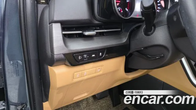 Kia Carnival — фото 28