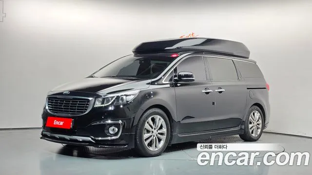 Kia Carnival — фото 1