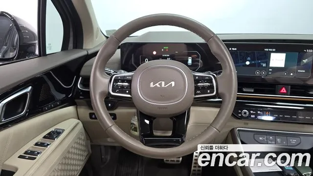 Kia Carnival — фото 12