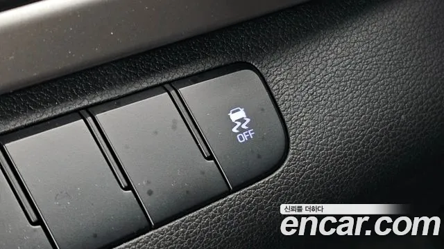 Hyundai Avante — фото 13