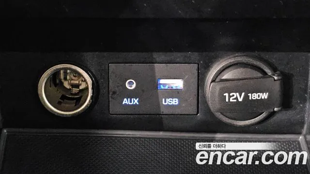 Hyundai Avante — фото 18