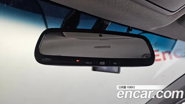 Hyundai Avante — фото 18