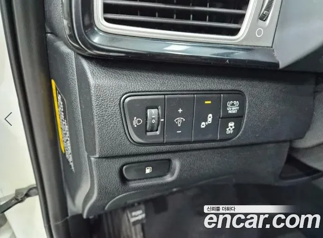 Kia Niro — фото 12