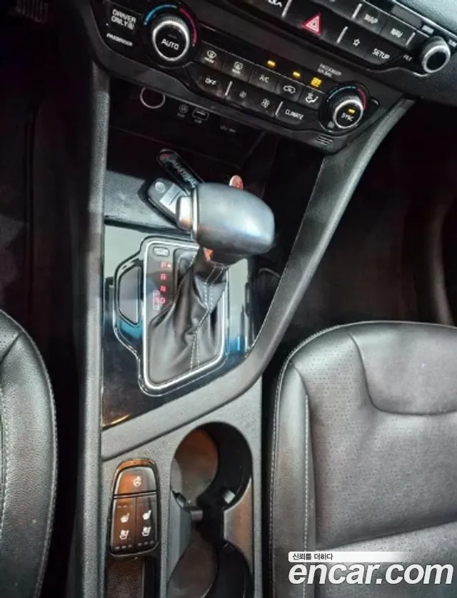 Kia Niro — фото 19