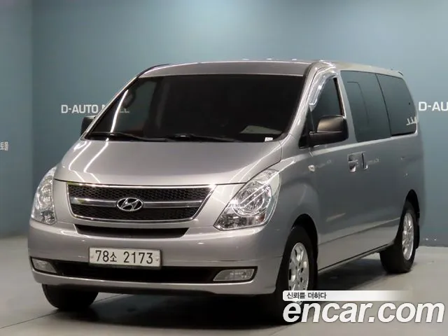 Hyundai Starex — фото 1