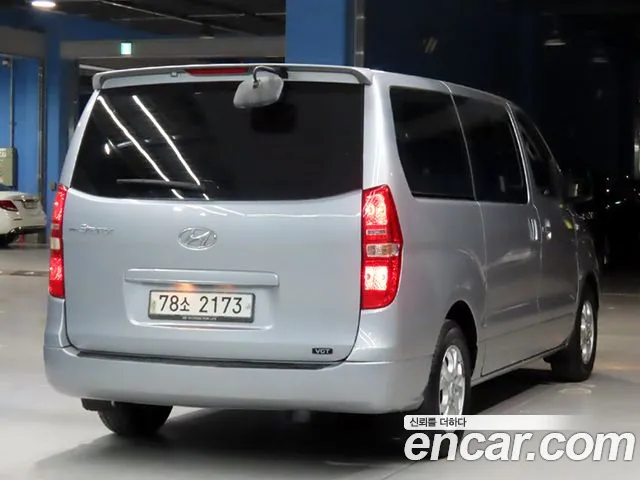 Hyundai Starex — фото 4