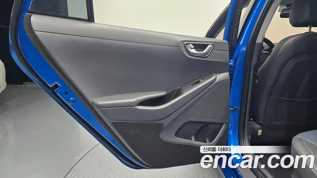 Hyundai Ioniq 5 — фото 25