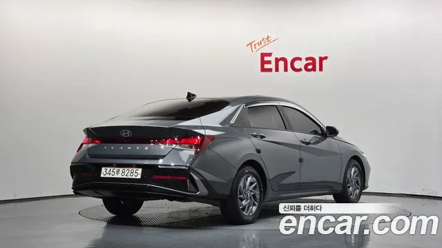 Hyundai Avante — фото 2