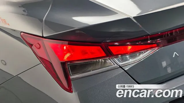 Hyundai Avante — фото 24