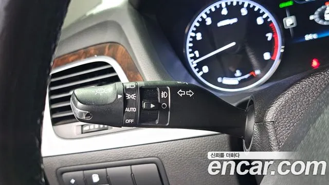 Hyundai Genesis — фото 14